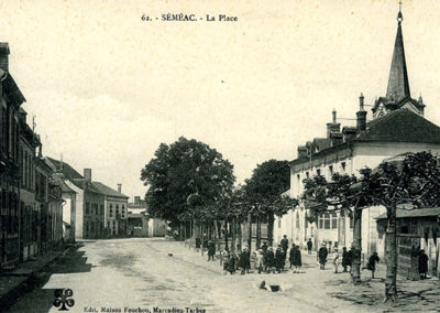 Mairie de Séméac - la rue de la république