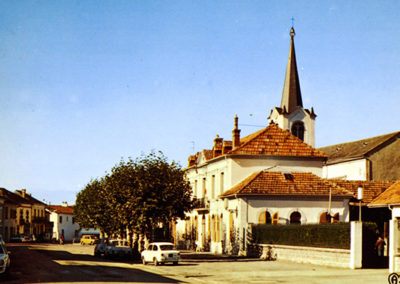 Mairie de Séméac - vue du centre